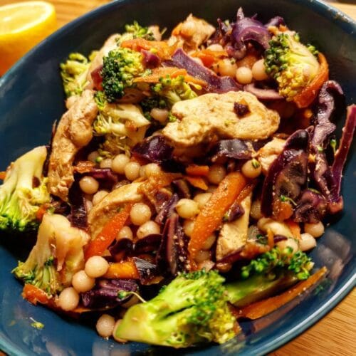 Varm asiatisk sallad