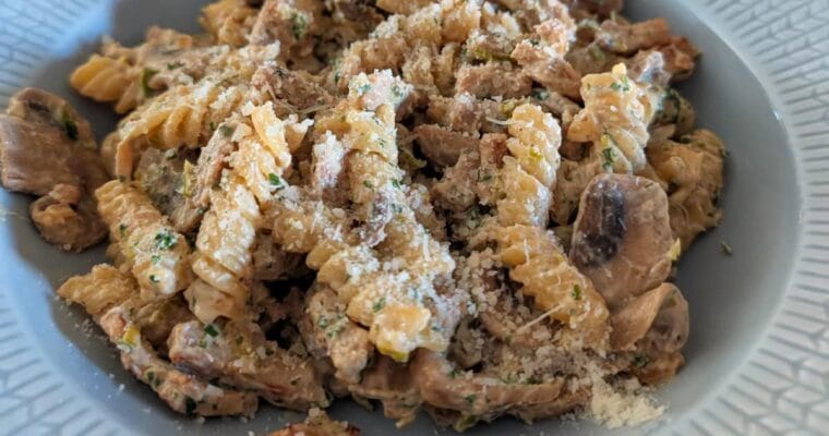 Fläskfilépasta med färskost – krämigt & enkelt